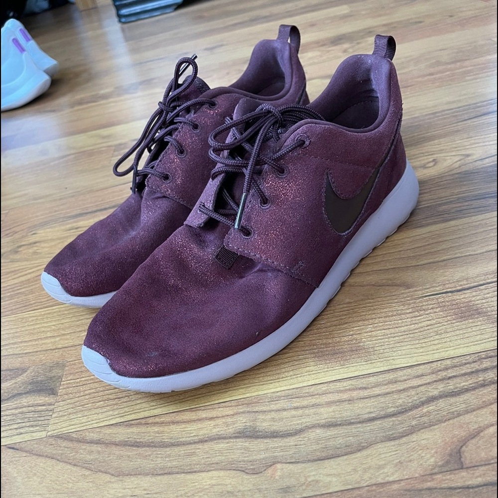 Nike shimmer Roshe One